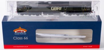 Bachmann OO/HO diesel locomotive GB Railfreight Class 66 'Evening Star' 66779,