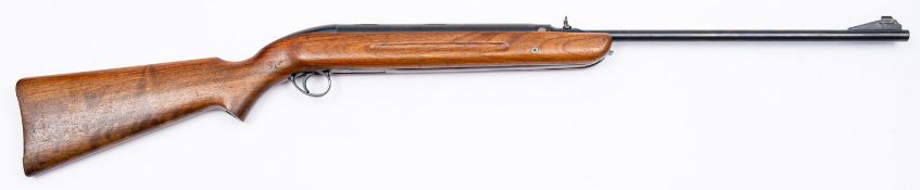 A BSA Airsporter Mk2 underlever air rifle. Serial number G05970, .
