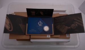 The Queens Diamond Jubilee base proof collection. With 17 cupro-nickel coins with Royal Mint box.