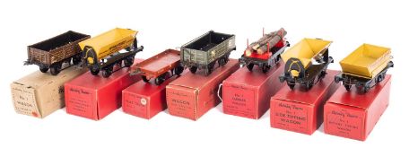 Hornby O Gauge. A boxed group comprising two 'McAlpine' No.