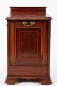 An Edwardian mahogany and line inlaid co