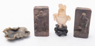 A mixed lot of Chinese works of art, la