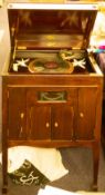 A Selecta floor standing gramophone, tog