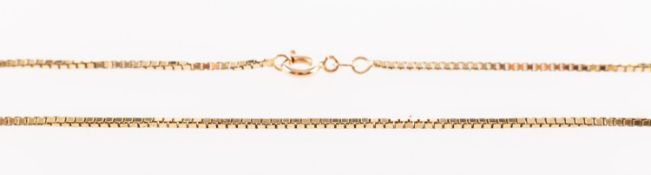 A square box link chain, jump ring marked 14kt, bolt ring marked 14k, length approx. 45.0cm, 6.