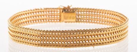 A wire mesh link bracelet, push in clasp and figure of eight safety catch,