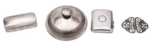 A small mixed lot of silver, to include a cigarette case,