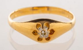 A diamond gypsy ring, claw set with an old-cut diamond, diamond approx. 0.