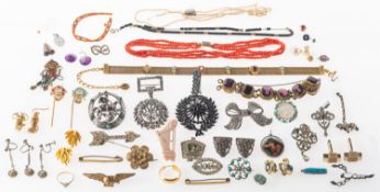A mixed group of antique and vintage costume and silver jewellery,
