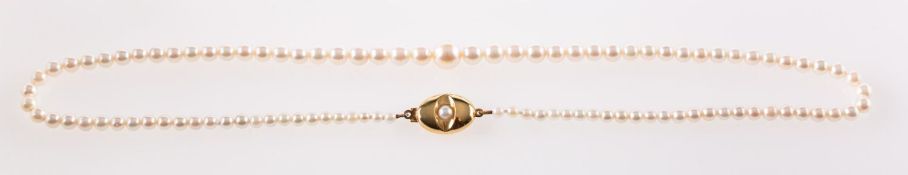 A cultured pearl necklace, a string of knotted graduated cultured pearls,