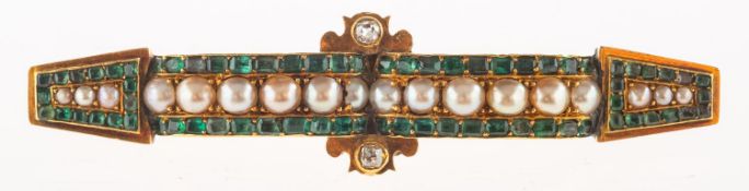 A late Victorian emerald, pearl and diamond brooch,