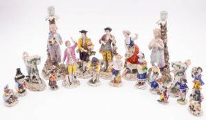 A mixed lot of Continental porcelain fig