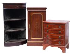 An Edwardian mahogany pedestal bedside c