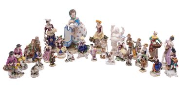 A mixed lot of Continental porcelain fig