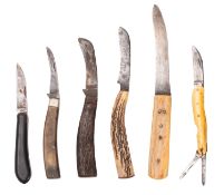A late 19th century horn handles pruning knife, maker W. Synor Ltd, Sheffield