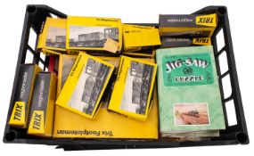 A collection of OO/HO gauge model railway items.