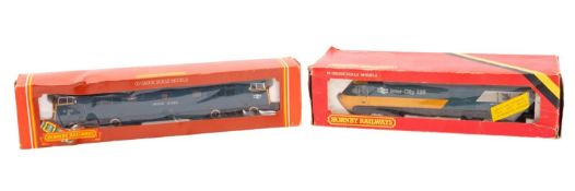 A OO gauge Hornby Intercity 125 rail cars.
