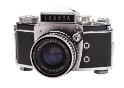 An Exakta Varex IIb 35mm camera.