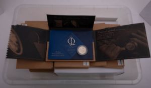 The Queens Diamond Jubilee base proof collection. With 17 cupro-nickel coins with Royal Mint box.