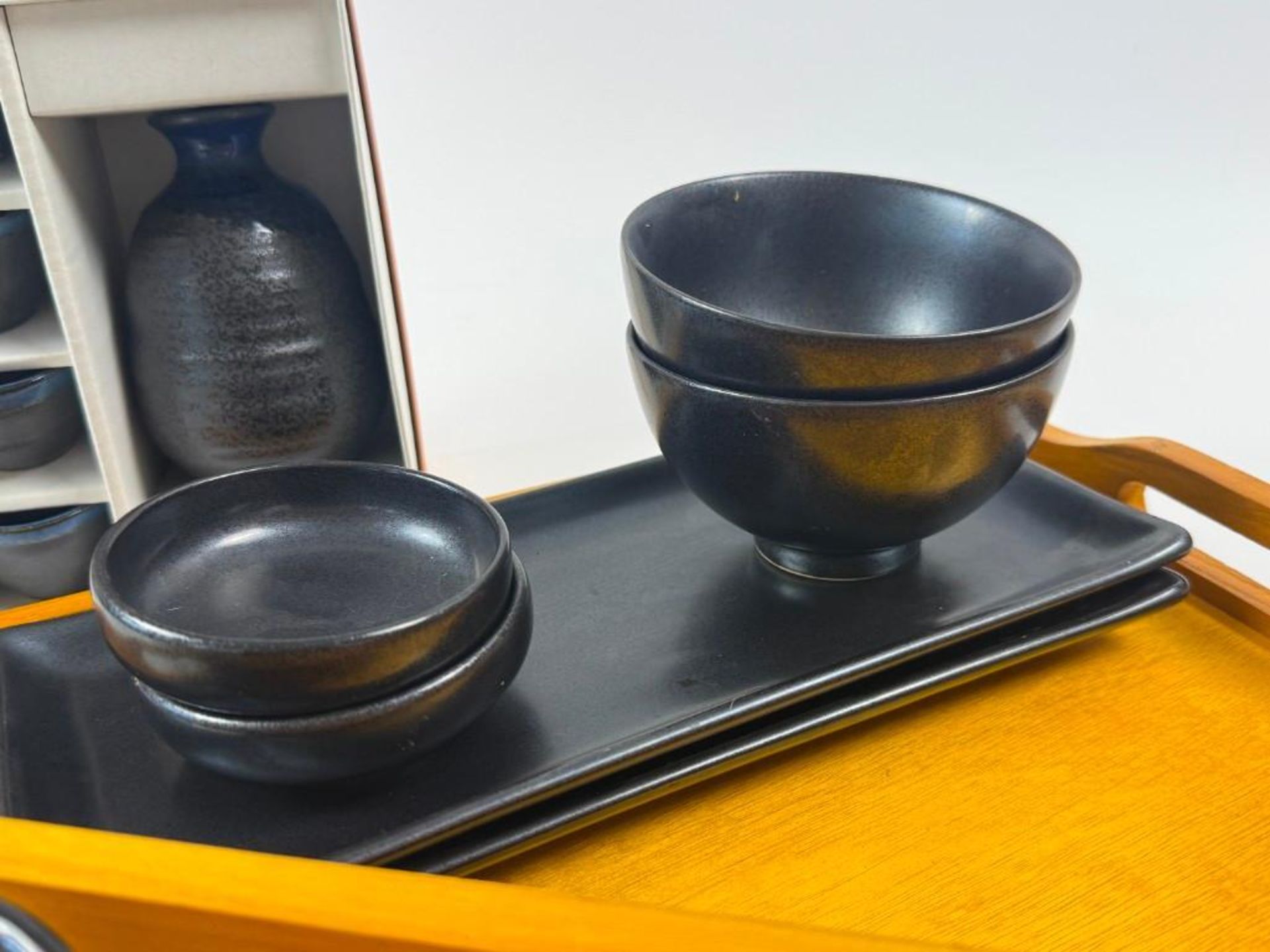 A Collection of Japanese Sushi Serving Pieces - Image 9 of 11