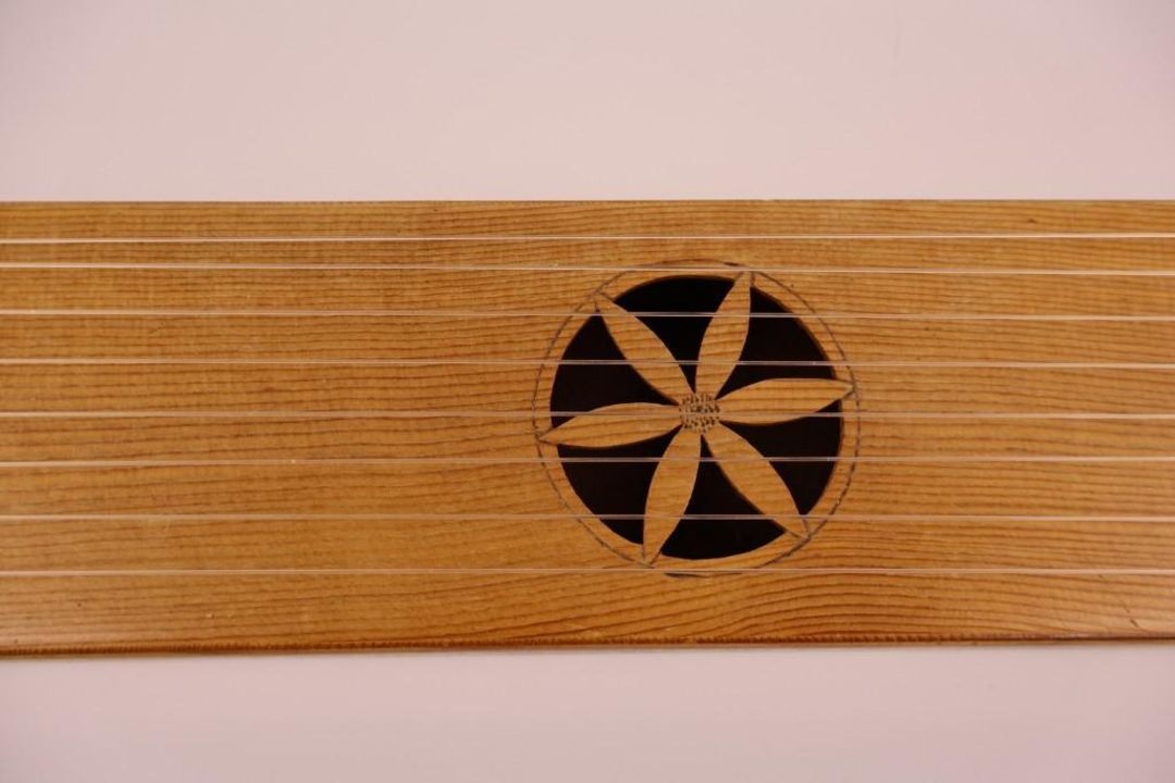 Aeolian Harp - Image 6 of 10