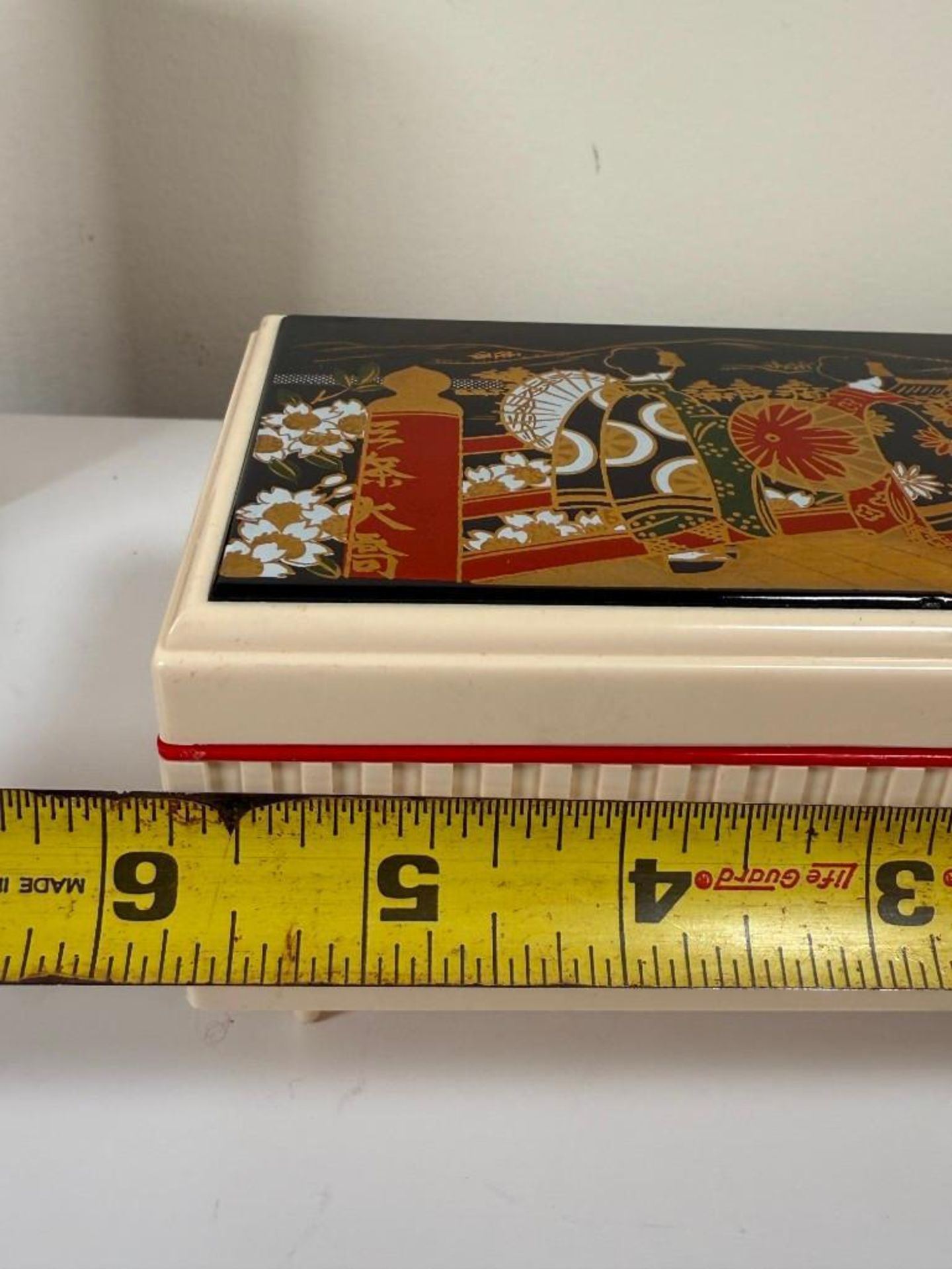 A Collection of Decorative Trinket Boxes - Image 22 of 28