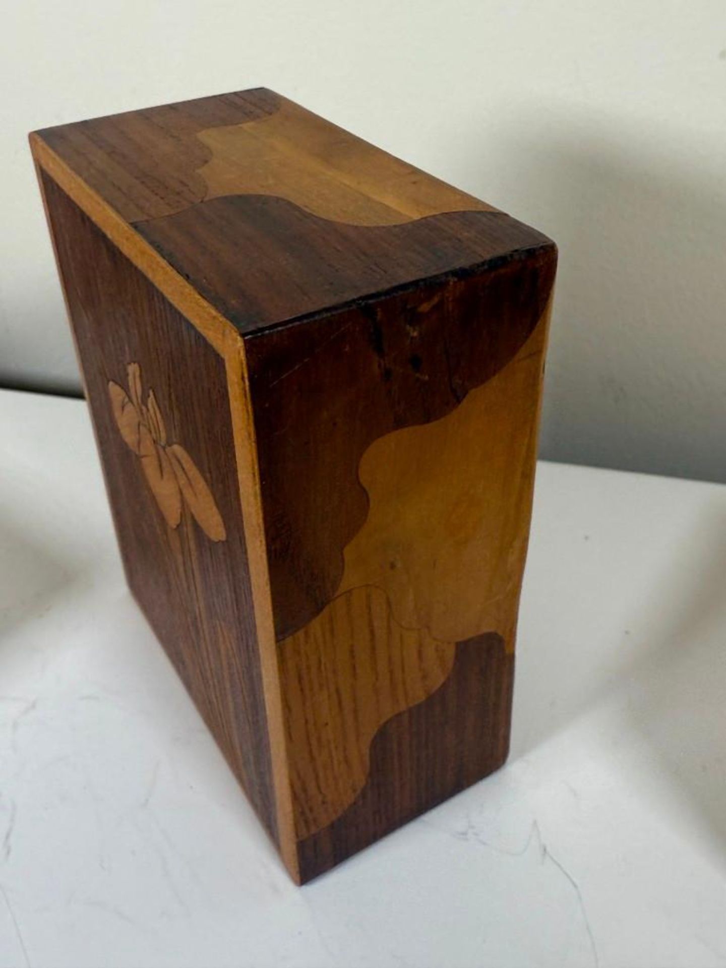 A Collection of Decorative Trinket Boxes - Image 11 of 28