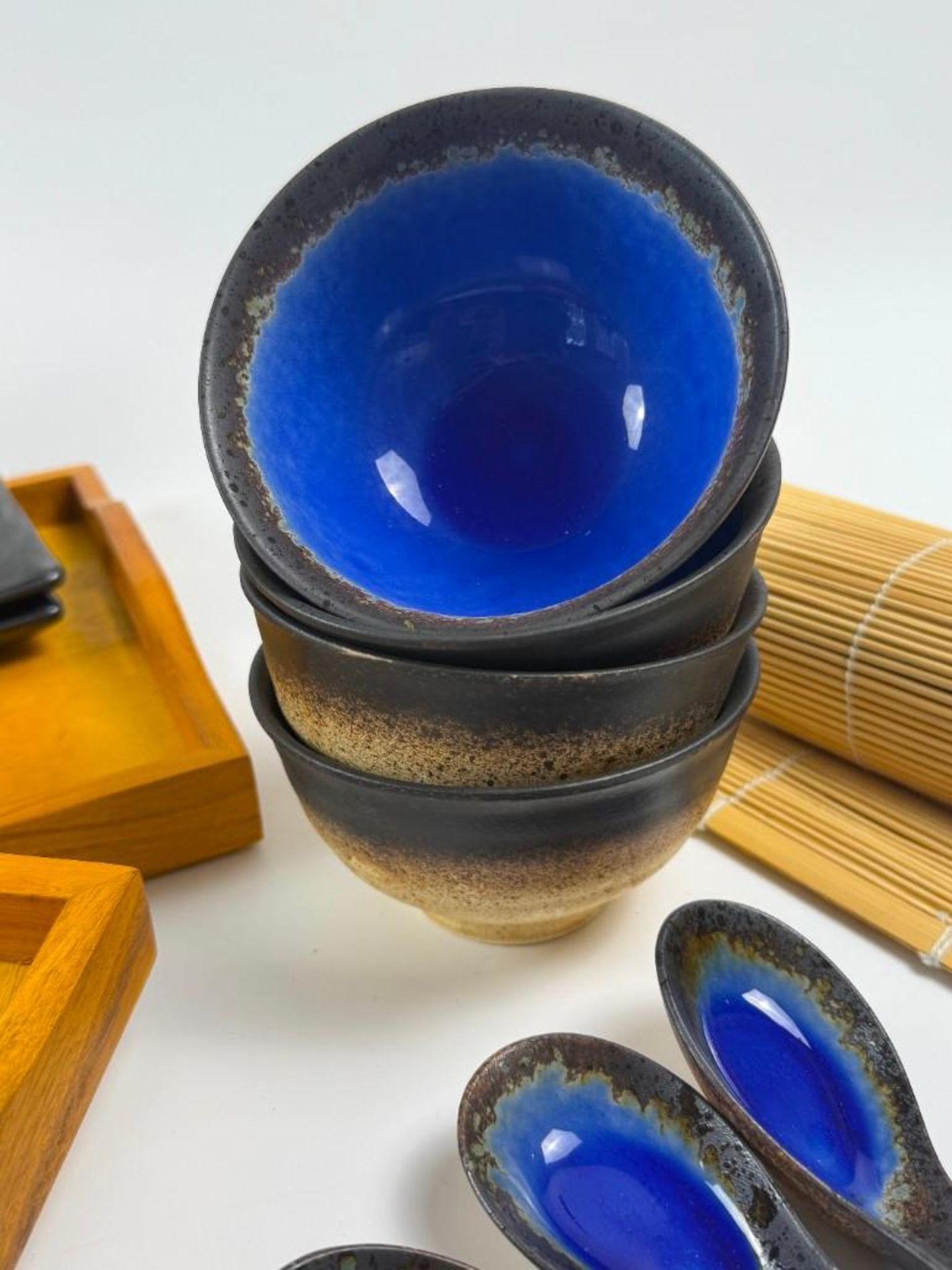 A Collection of Japanese Sushi Serving Pieces - Image 8 of 11