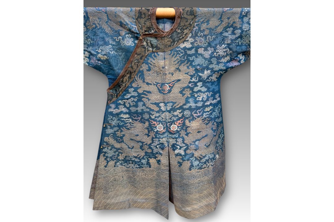 A Blue Silk Gauze Dragon Robe, 19th century - Image 3 of 18