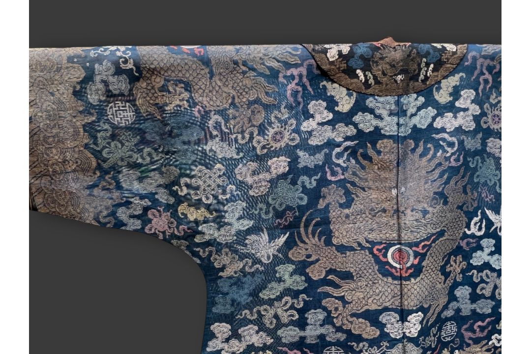A Blue Silk Gauze Dragon Robe, 19th century - Image 8 of 18