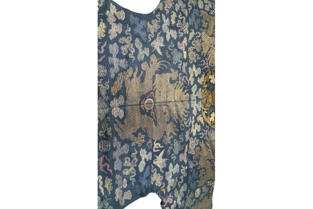 A Blue Silk Gauze Dragon Robe, 19th century - Image 16 of 18