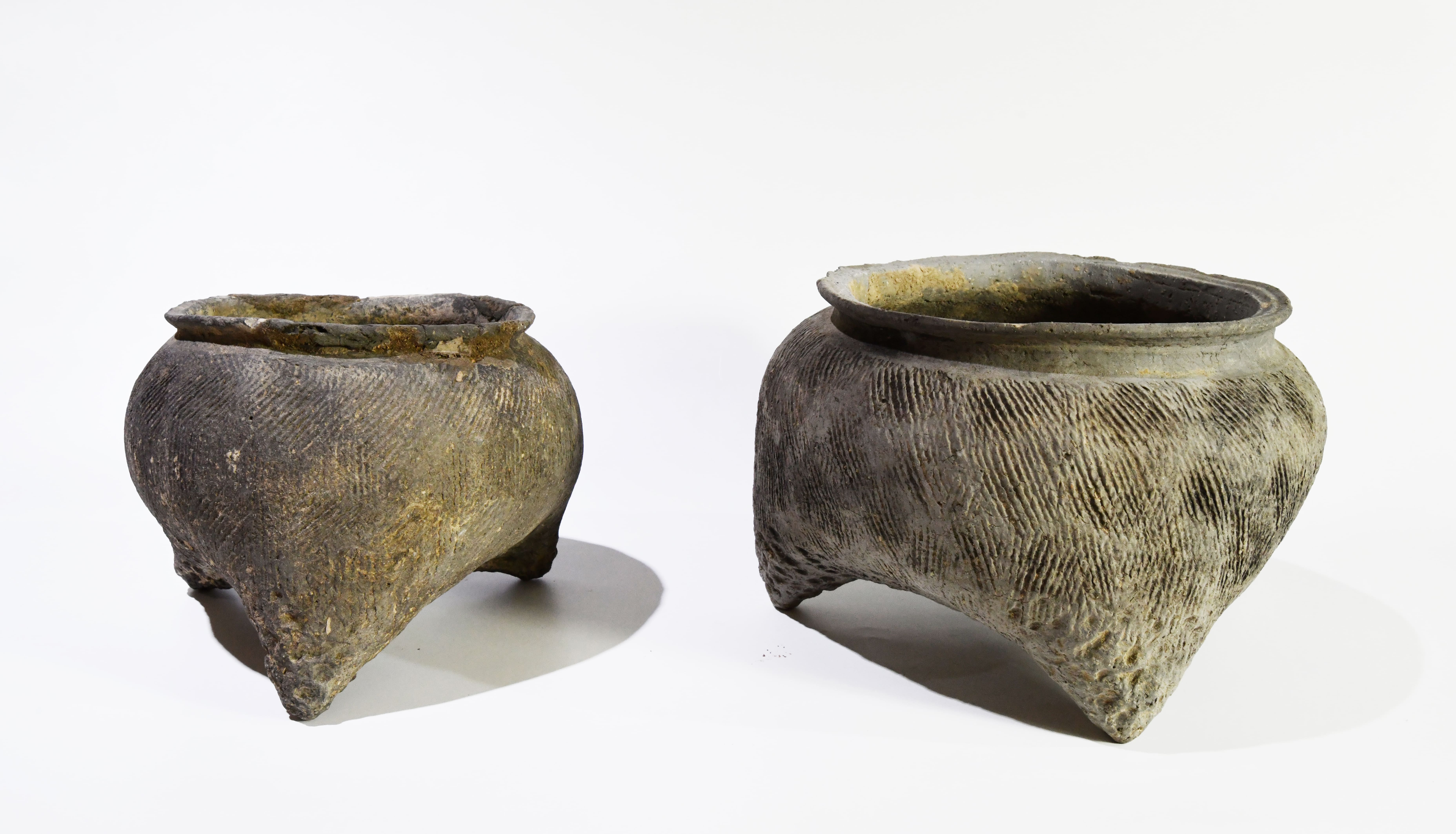 Two Pottery Tripod Censers, Warring States - Image 2 of 3