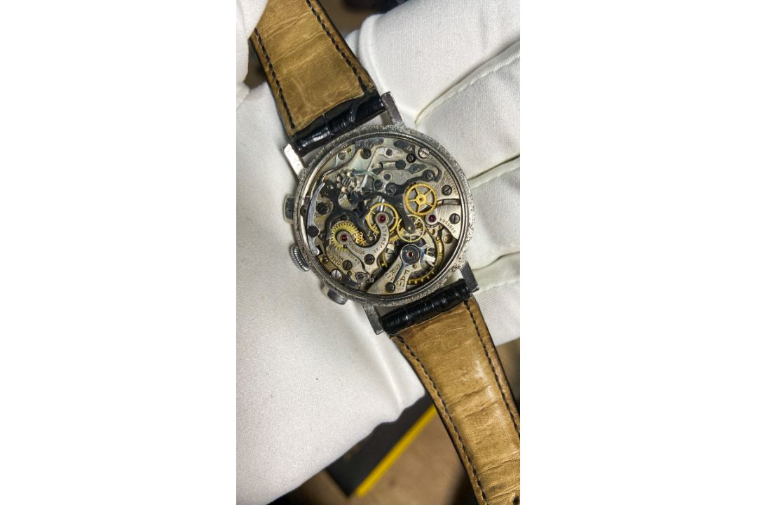 OMEGA Rare Stainless Steel Chronograph Wristwatch Ref: 33.3 c.1939 - Image 4 of 4