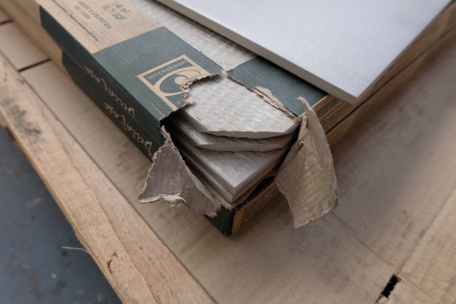 Bella Casa Porcelain Floor Tiles. 3 Packs of 4 Tiles. Size 60.5 x 60.5cm. Thickness 10mm. - Image 6 of 6