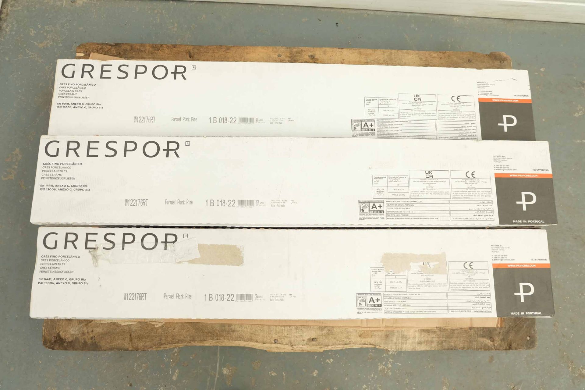 Grespor Porcelain Tiles. 7 Packs of 3 Tiles. Size 119 x 19.7cm. Thickness 10.5mm. Colour: Parquet