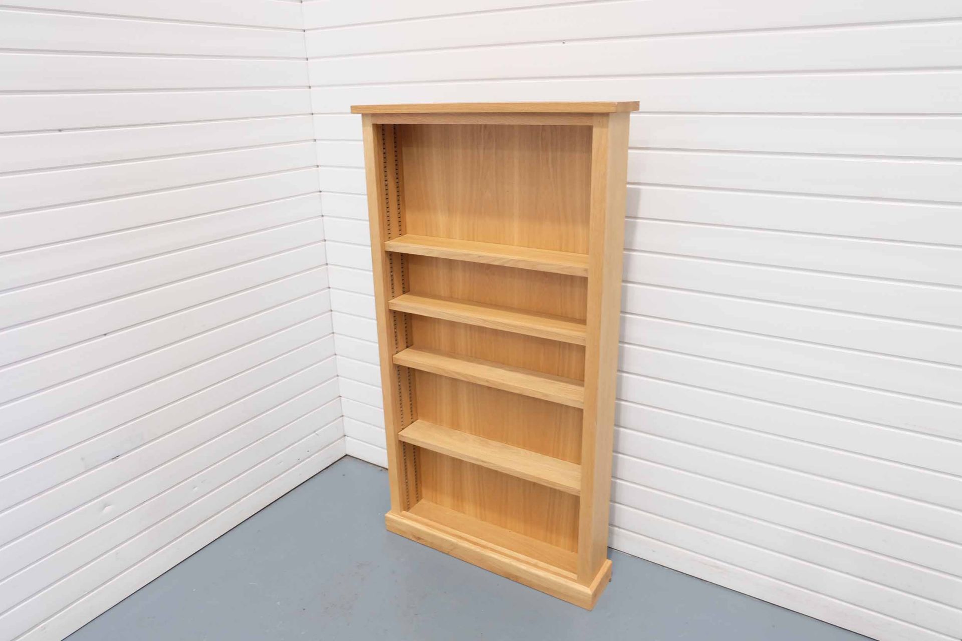 Tall Solid Wood Bookcase With 4 Adjustable Shelves. - Image 2 of 4