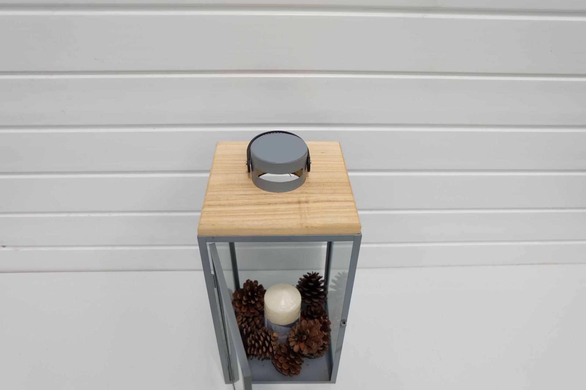 Grey Lantern Candle Holder With Leather Handle and Wooden Top. - Image 5 of 6