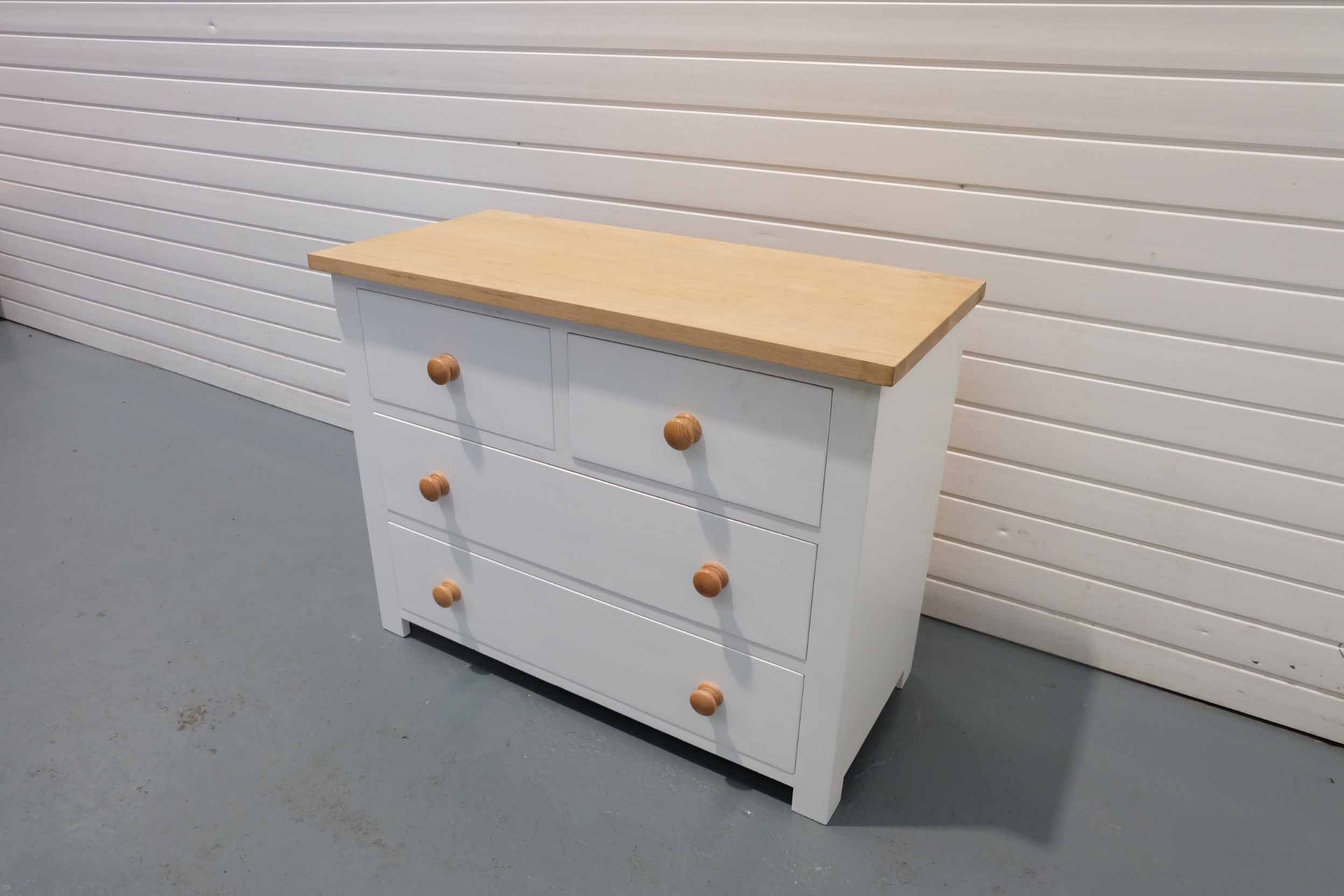 2 Over 2 Solid Wood Drawer Unit in White With Oak Top. - Image 4 of 6