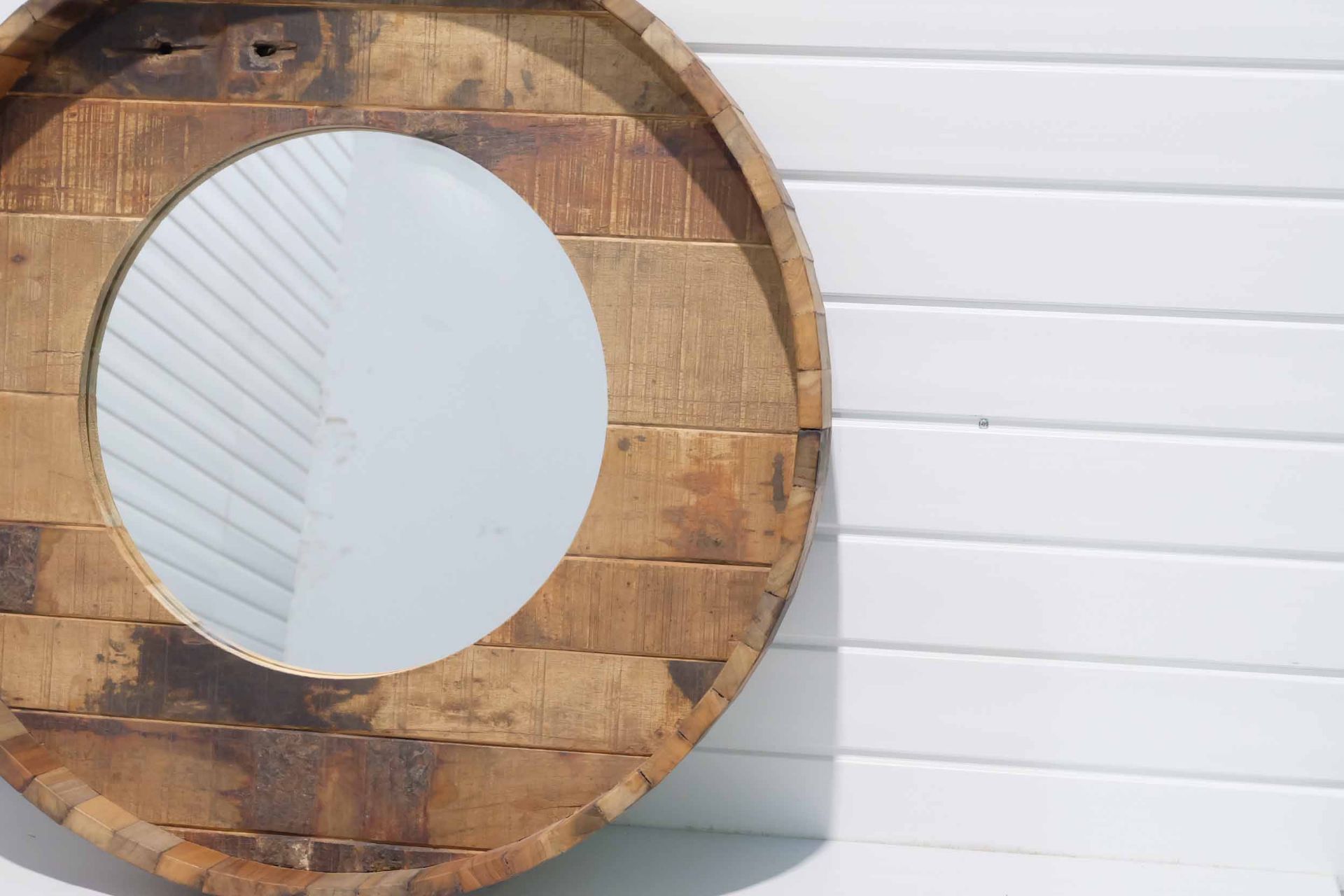 Round Driftwood Framed Mirror. - Image 3 of 3