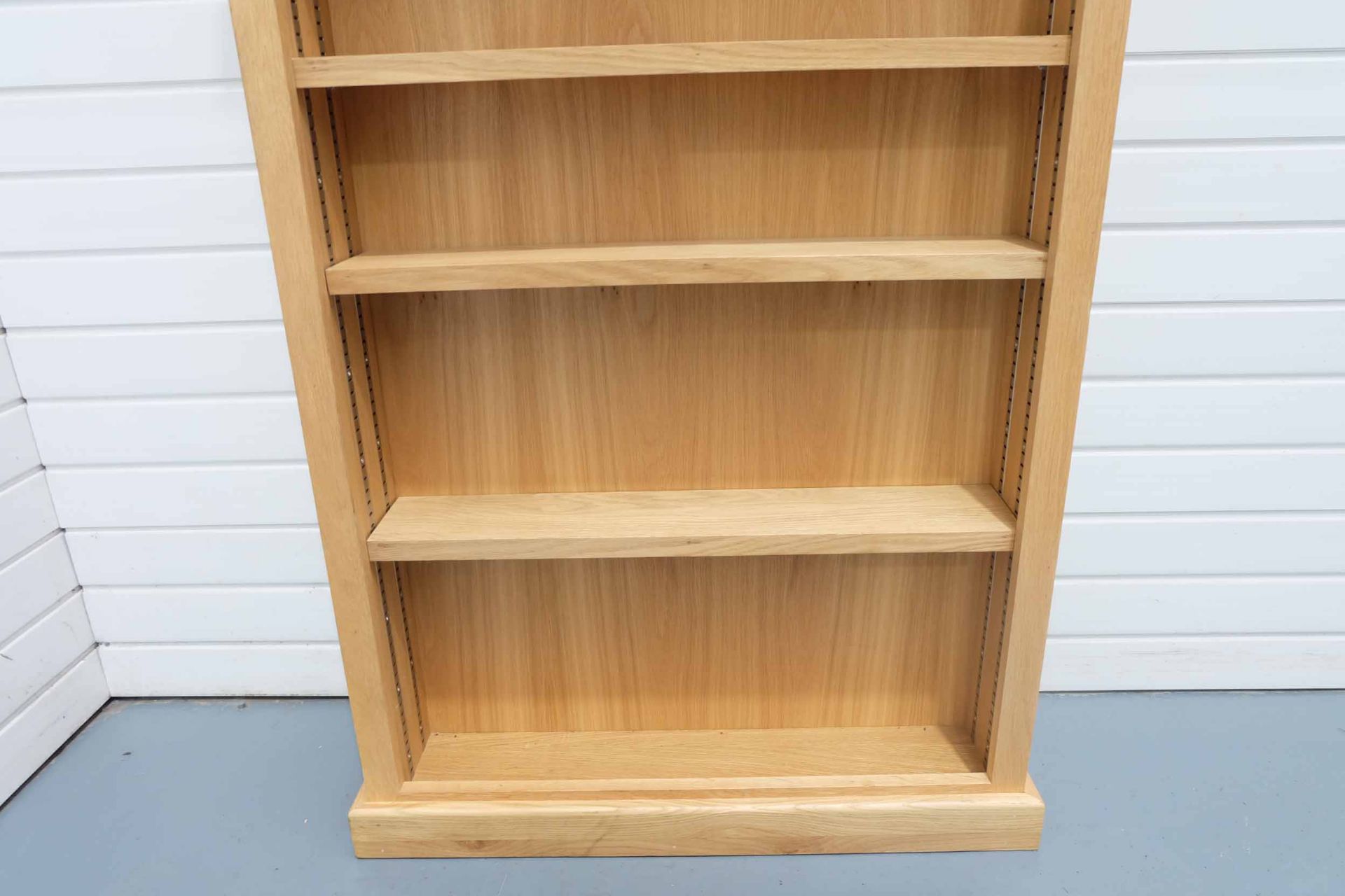 Tall Solid Wood Bookcase With 4 Adjustable Shelves. - Image 4 of 4