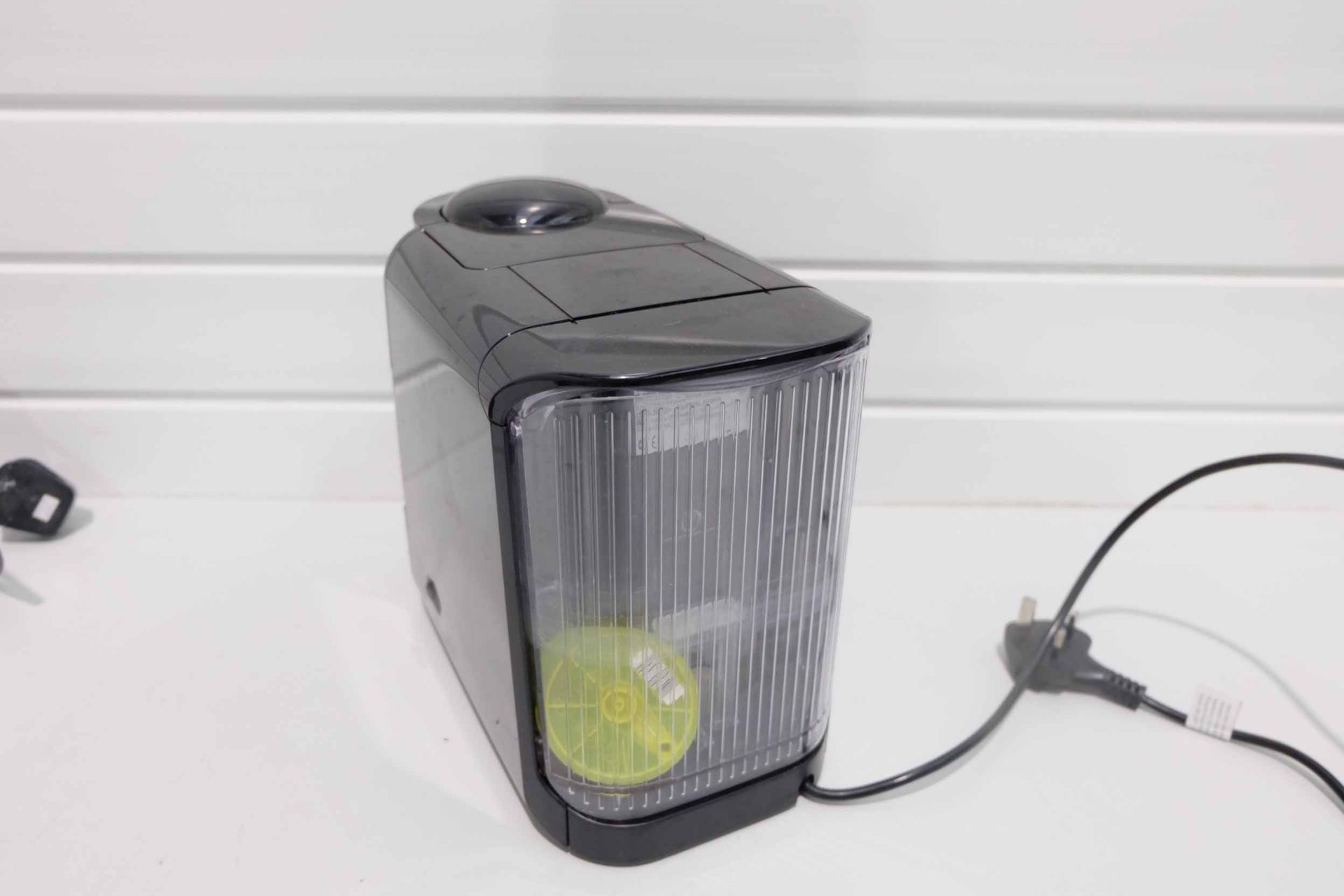 2 x Used Coffee Machines. 1 x Bosch Tassimo. 1 x Dolce Gusto Krups. - Image 4 of 4