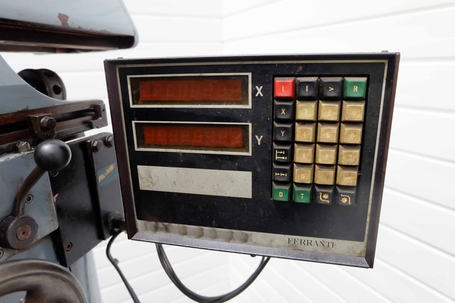 Thiel Duplex 158 Precision Milling Machine. Feeds to All Axis. Spindle Speeds 60 - 1800rpm. Table Si - Image 15 of 18