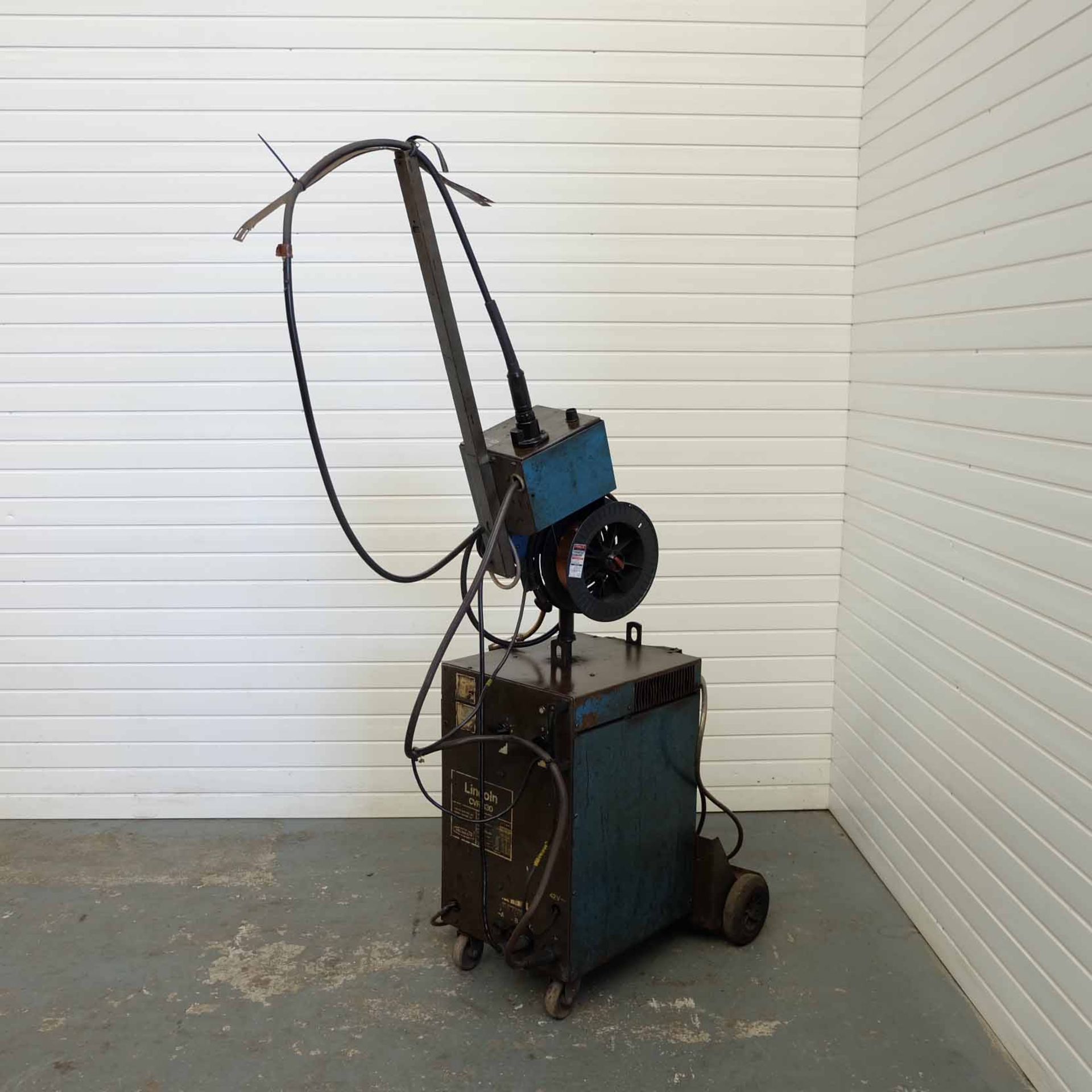 Lincoln CVR 330 Mig Welder With Lincoln AM21 Wire Feeder. Current Range 50 - 315 Amp. Welding Capaci