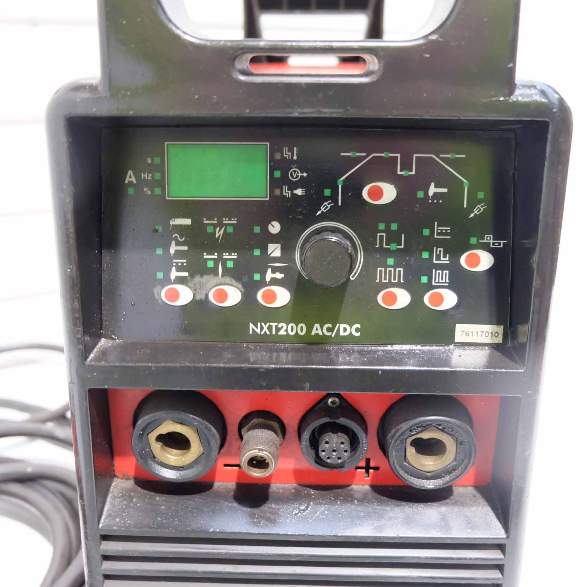 X Nexus NXT 200 AC/DC Tig Welder For Stainless, Steel & Aluminium. Current Range 7 - 200 Amp. Input: - Image 4 of 7