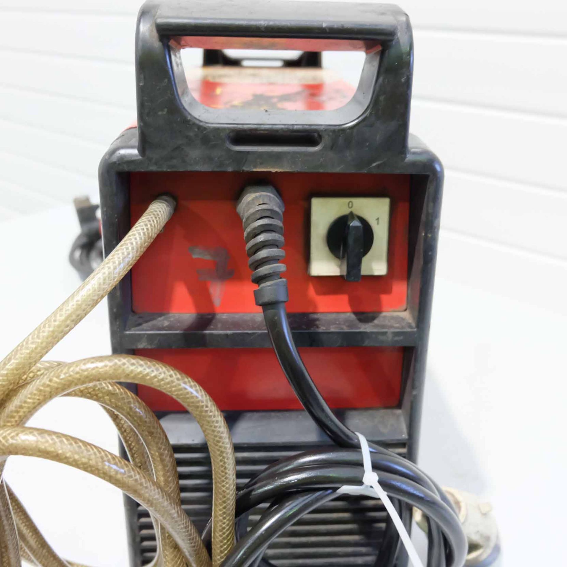 X Nexus NXT 200 AC/DC Tig Welder For Stainless, Steel & Aluminium. Current Range 7 - 200 Amp. Input: - Image 6 of 7