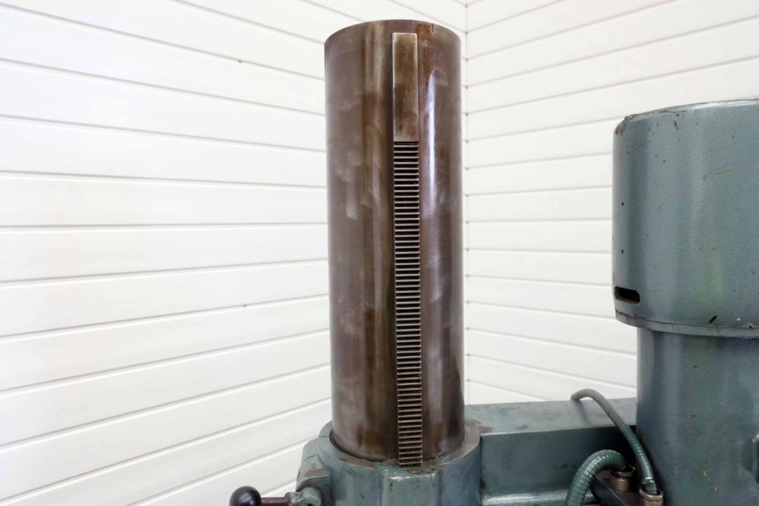 Arboga ER 1830 Radial Arm Drill. Radius of Arm 2' 6". Spindle Taper No.4 Morse. Spindle Speeds 80 - - Image 12 of 14