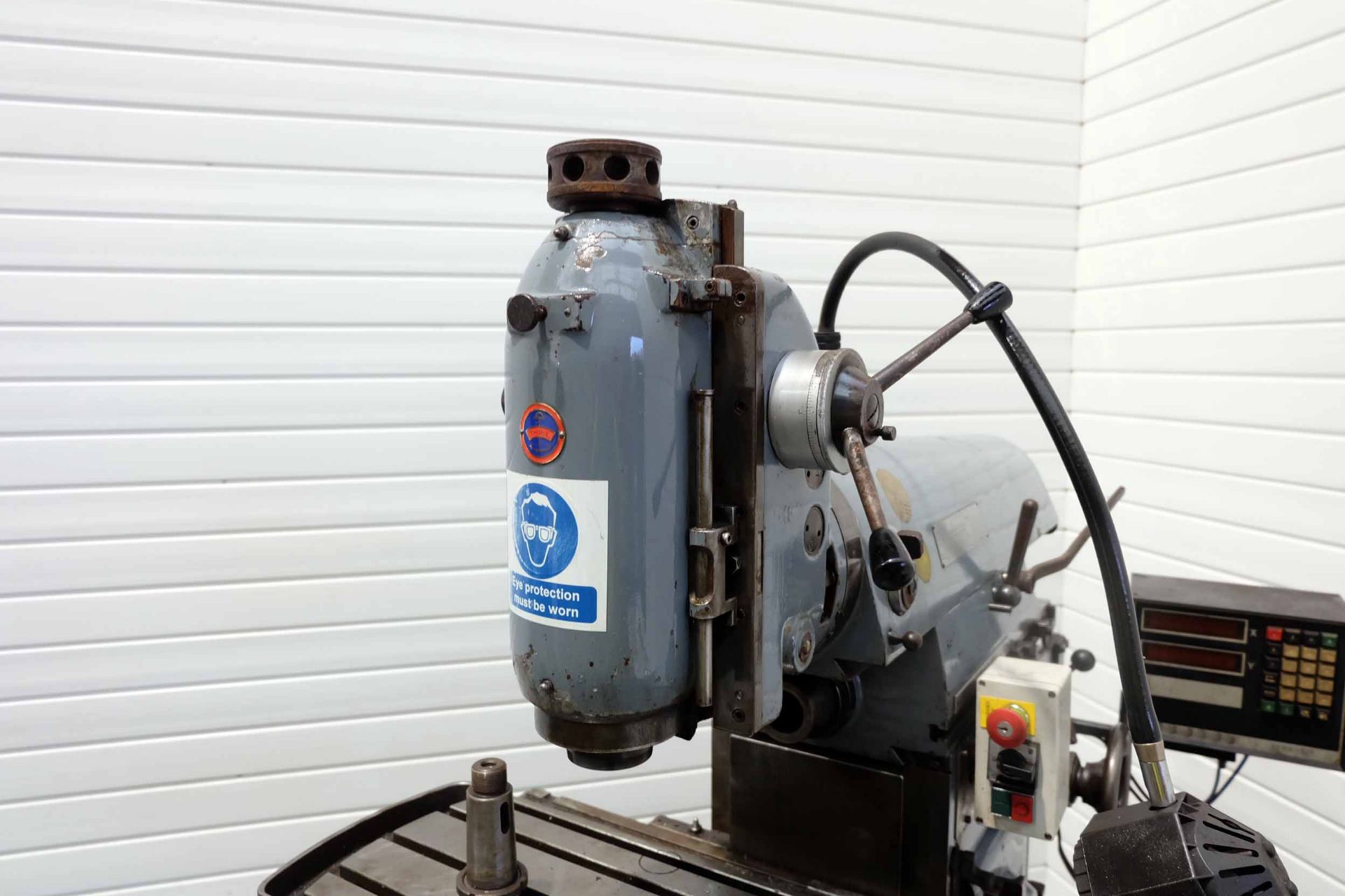 Thiel Duplex 158 Precision Milling Machine. Feeds to All Axis. Spindle Speeds 60 - 1800rpm. Table Si - Image 3 of 18