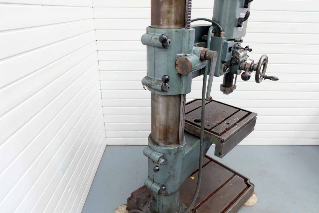 Arboga ER 1830 Radial Arm Drill. Radius of Arm 2' 6". Spindle Taper No.4 Morse. Spindle Speeds 80 - - Image 14 of 14
