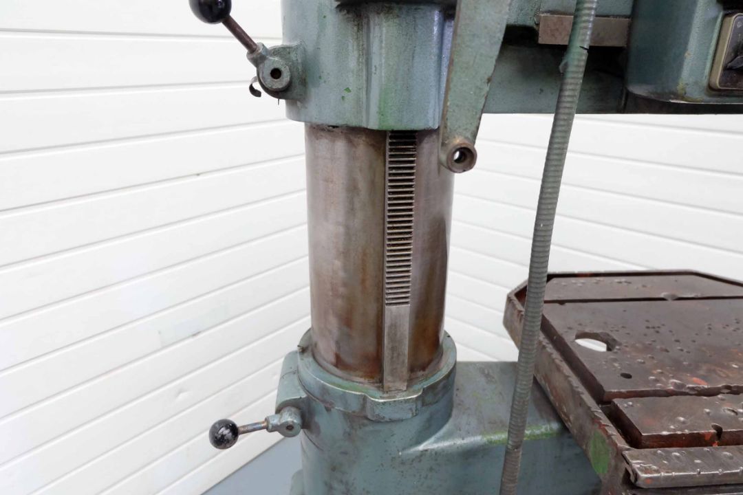 Arboga ER 1830 Radial Arm Drill. Radius of Arm 2' 6". Spindle Taper No.4 Morse. Spindle Speeds 80 - - Image 13 of 14