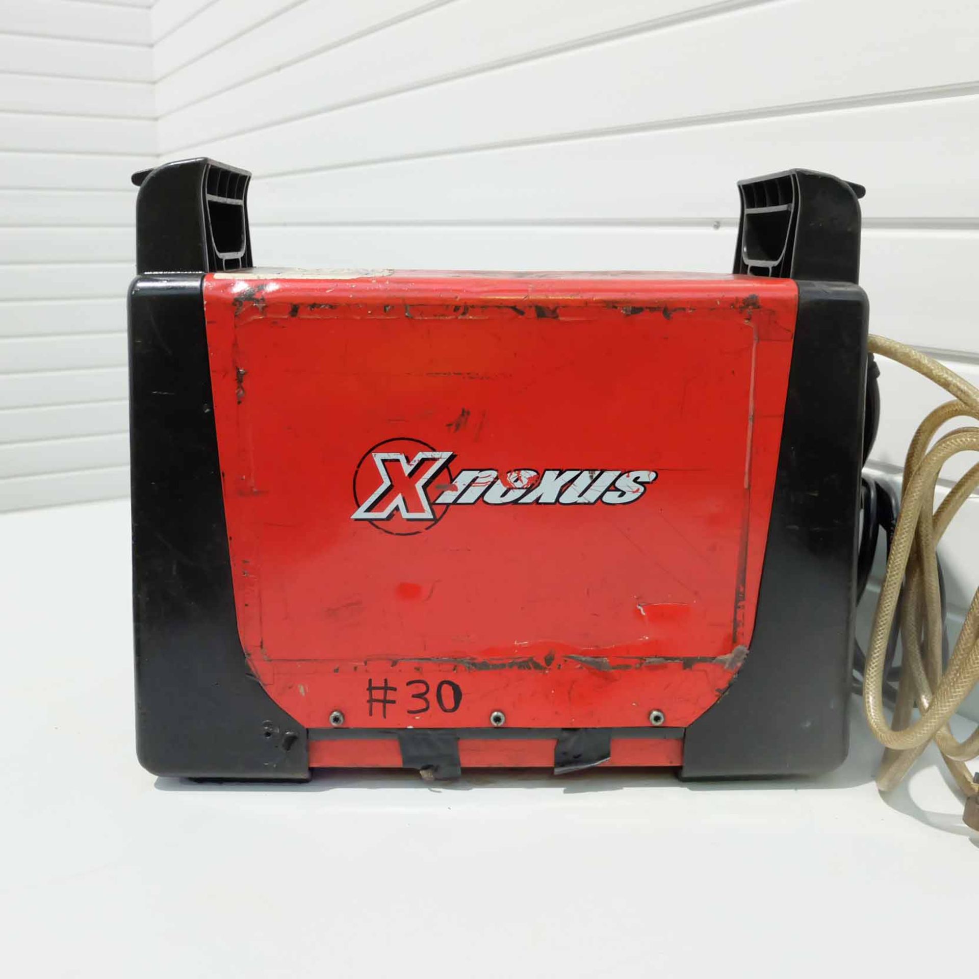 X Nexus NXT 200 AC/DC Tig Welder For Stainless, Steel & Aluminium. Current Range 7 - 200 Amp. Input: - Image 2 of 7