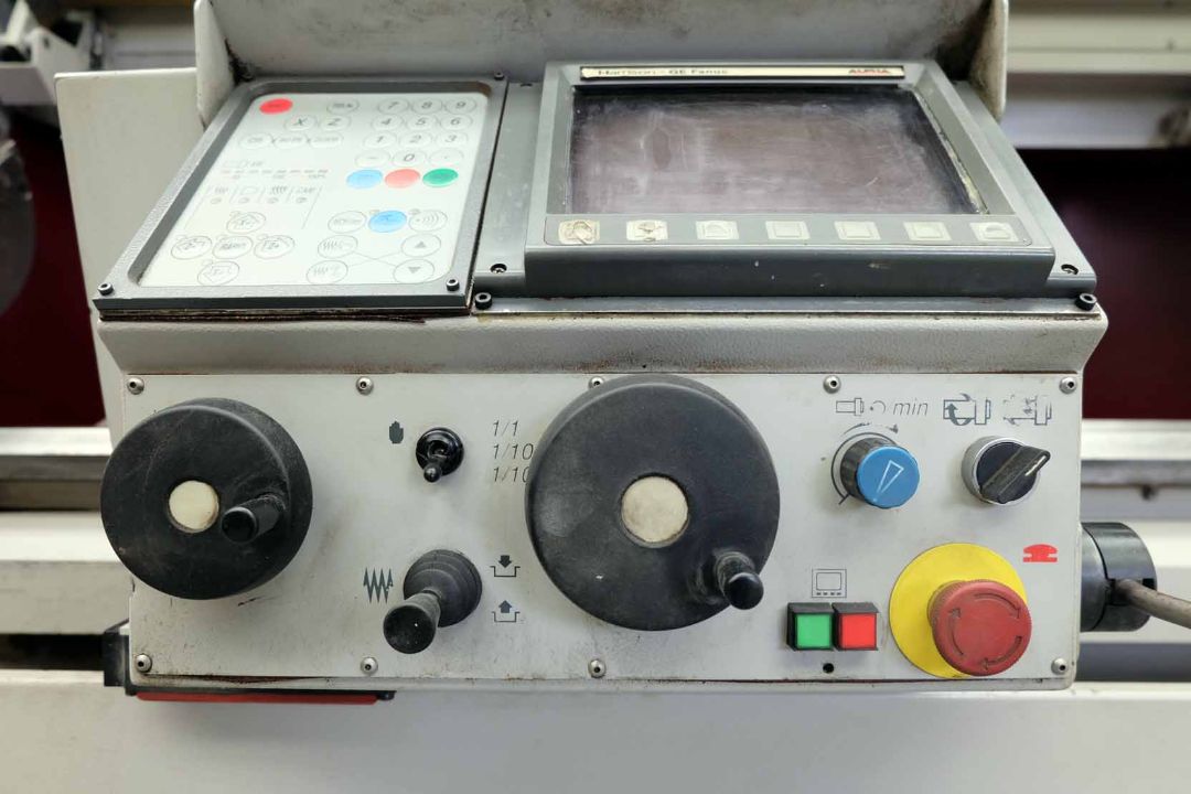 Harrison Alpha 550 Plus Gap bed Centre Lathe With Autocycling. Swing Over Bed 554mm. - Image 11 of 18